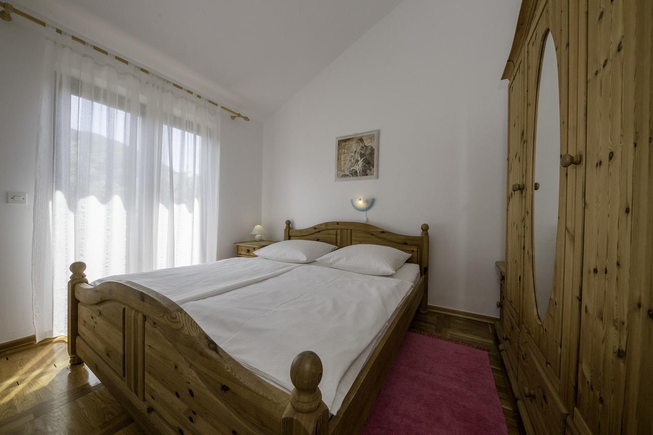 Apartments Dedic Supetarska Draga Exterior foto